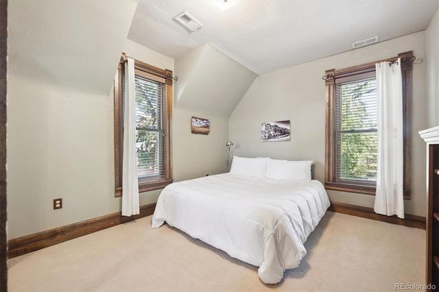 9000 W Jewell Avenue, Lakewood, CO 80232