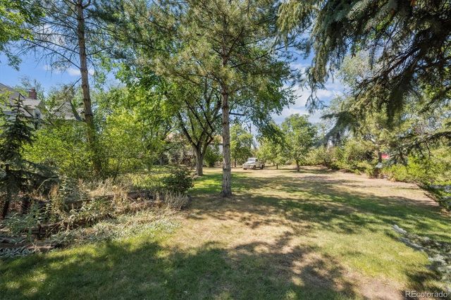 9000 W Jewell Avenue, Lakewood, CO 80232