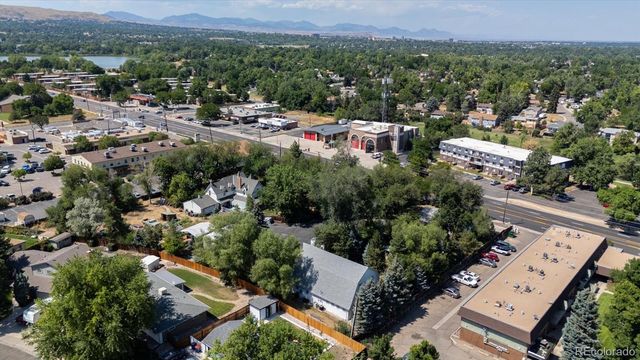 9000 W Jewell Avenue, Lakewood, CO 80232