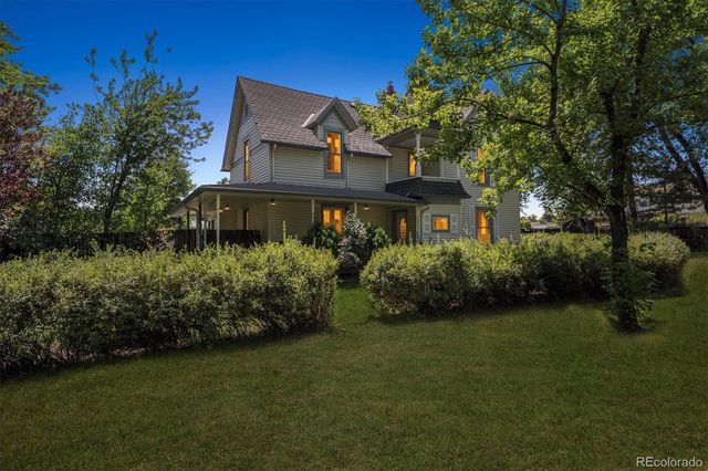 9000 W Jewell Avenue, Lakewood, CO 80232