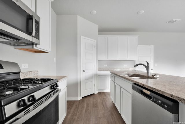 13430 Sendero Roble, San Antonio, TX 78253