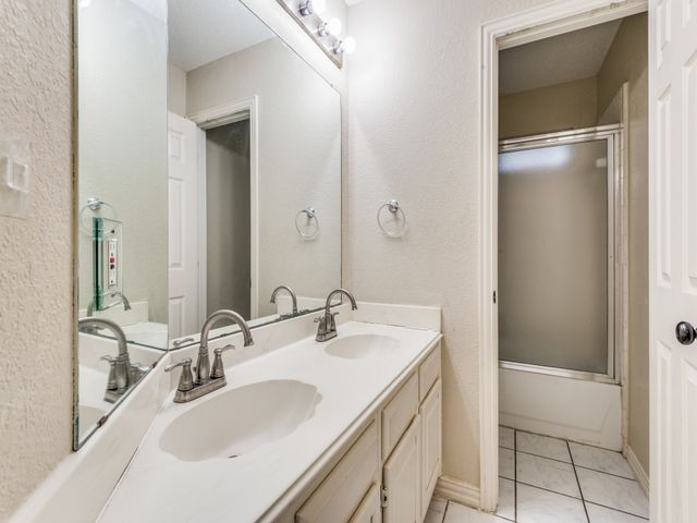 1145 Briar Oaks Drive, Irving, TX 75060