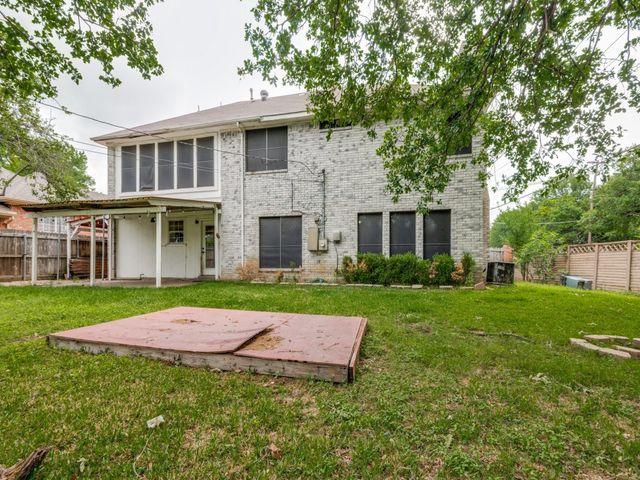 1145 Briar Oaks Drive, Irving, TX 75060