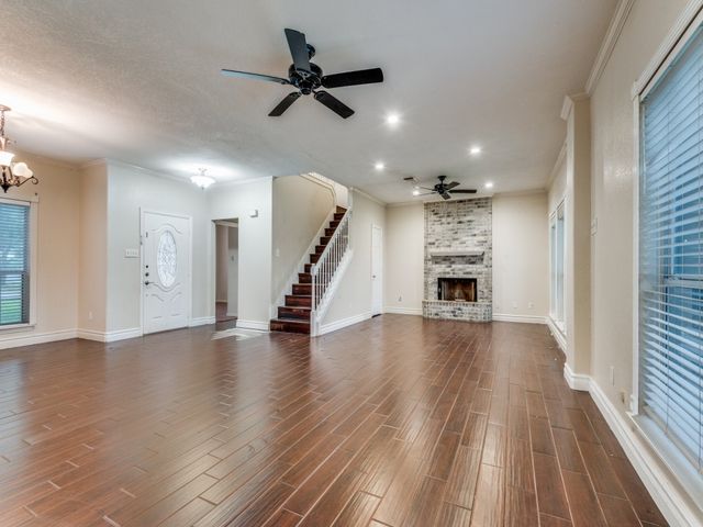 1145 Briar Oaks Drive, Irving, TX 75060