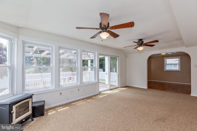 121 E CHERRY HILL RD, Reisterstown, MD 21136