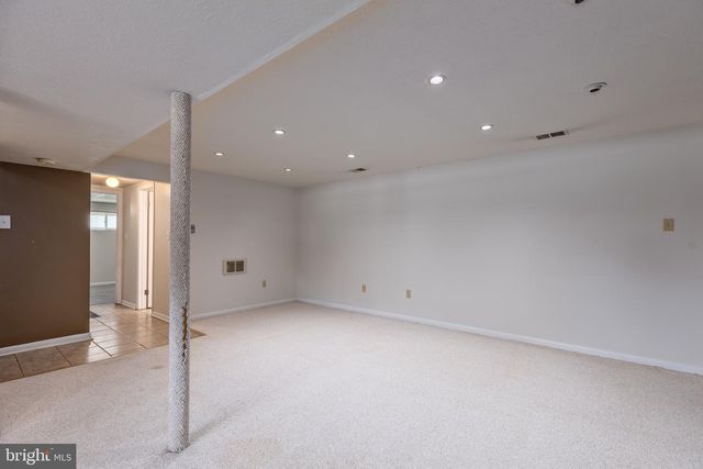 121 E CHERRY HILL RD, Reisterstown, MD 21136