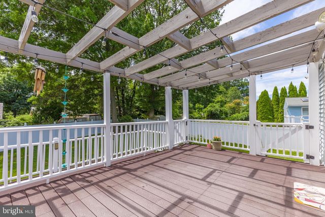 121 E CHERRY HILL RD, Reisterstown, MD 21136