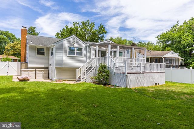 121 E CHERRY HILL RD, Reisterstown, MD 21136
