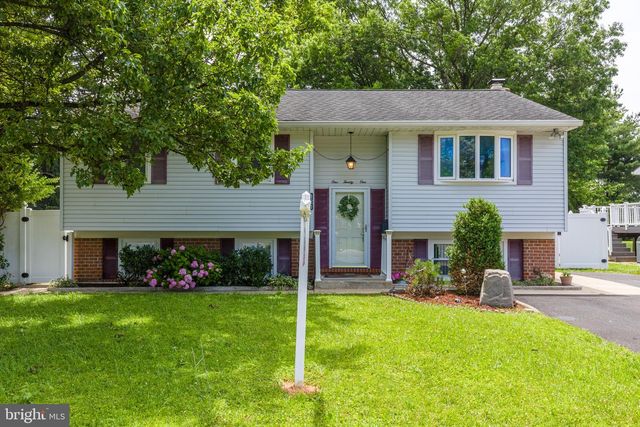 121 E CHERRY HILL RD, Reisterstown, MD 21136