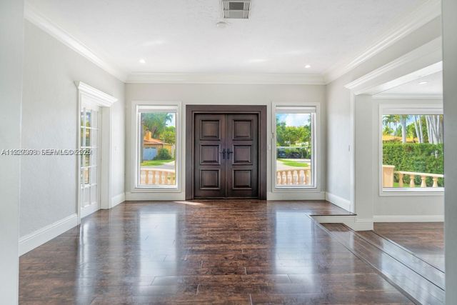 1365 SW 18th St, Miami, FL 33145