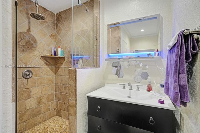 1365 SW 18th St, Miami, FL 33145