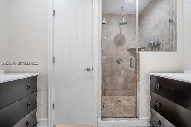 1365 SW 18th St, Miami, FL 33145