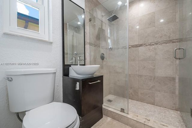 1365 SW 18th St, Miami, FL 33145