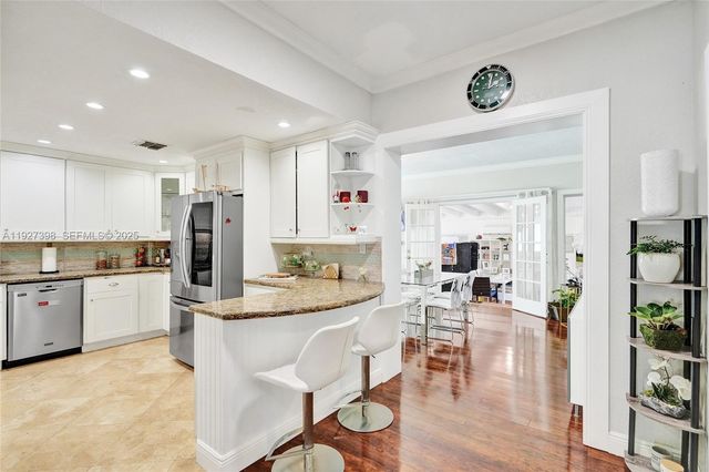 1365 SW 18th St, Miami, FL 33145