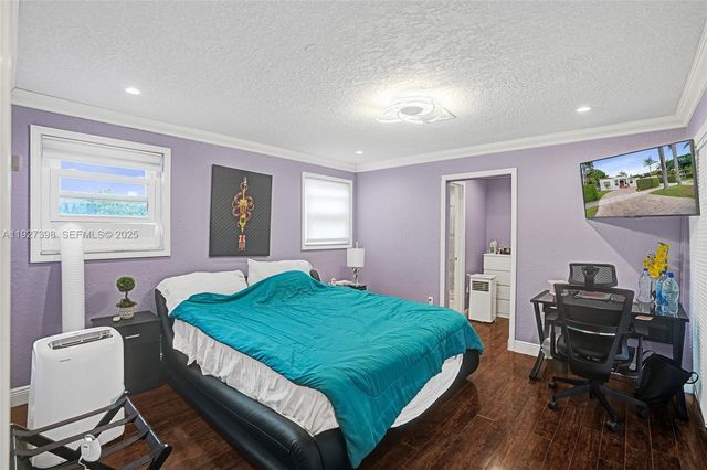 1365 SW 18th St, Miami, FL 33145