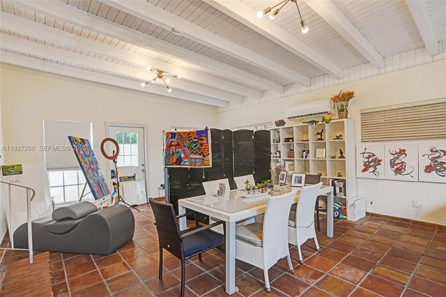 1365 SW 18th St, Miami, FL 33145