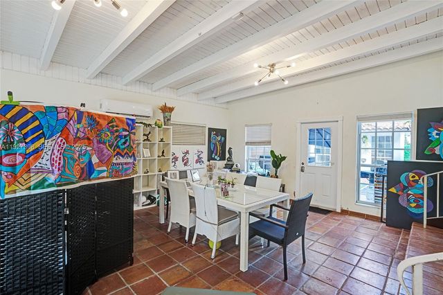 1365 SW 18th St, Miami, FL 33145