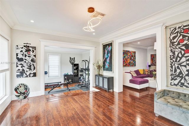 1365 SW 18th St, Miami, FL 33145