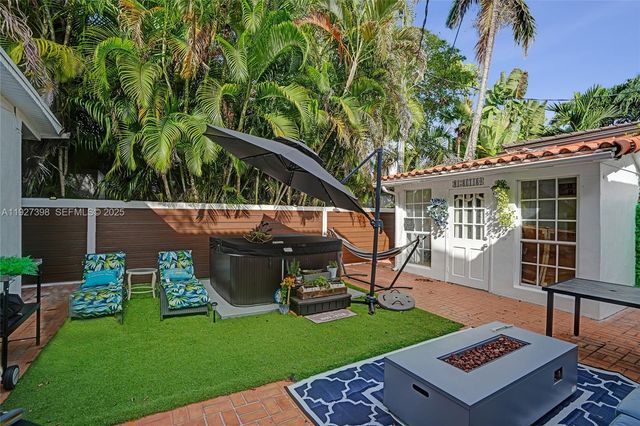 1365 SW 18th St, Miami, FL 33145