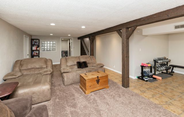 1505 4th Street SW, Altoona, IA 50009