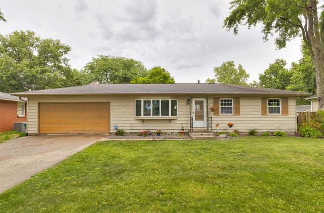 1505 4th Street SW, Altoona, IA 50009
