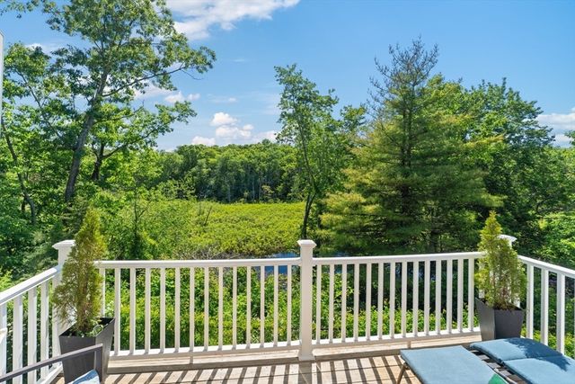 241 Perryville Rd, Rehoboth, MA 02769