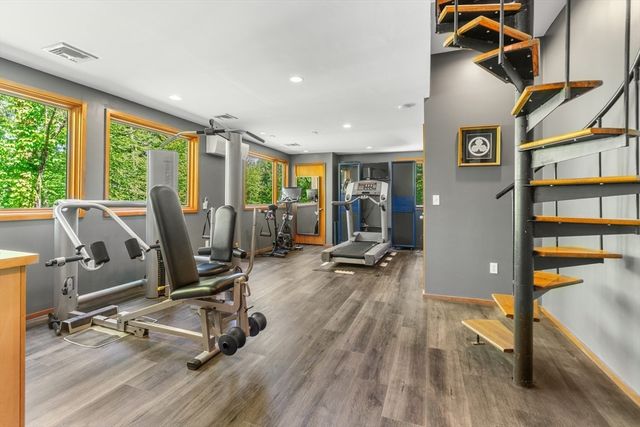 241 Perryville Rd, Rehoboth, MA 02769
