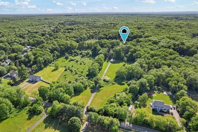 241 Perryville Rd, Rehoboth, MA 02769