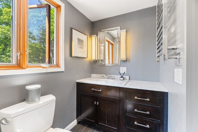 241 Perryville Rd, Rehoboth, MA 02769