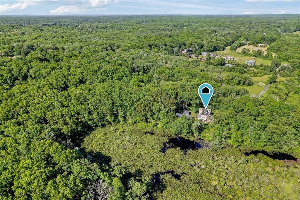 241 Perryville Rd, Rehoboth, MA 02769