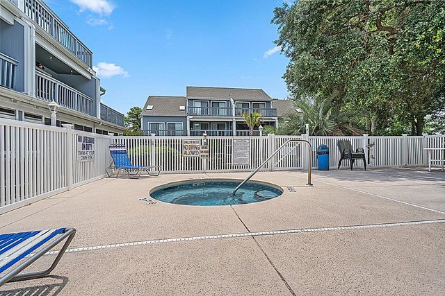 1851 Colony Dr Apt 5M, Myrtle Beach, SC 29575