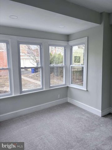 37 WALNUT ST, Pottstown, PA 19464