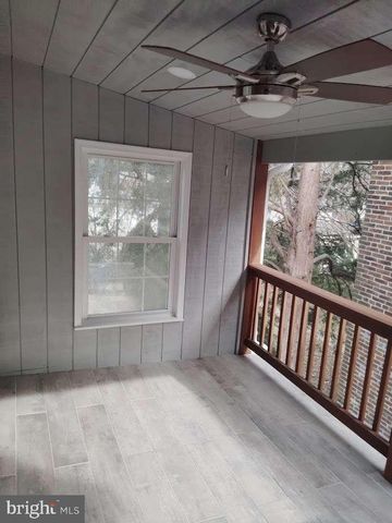 37 WALNUT ST, Pottstown, PA 19464