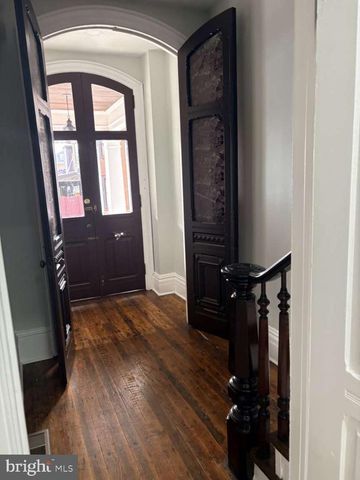 37 WALNUT ST, Pottstown, PA 19464