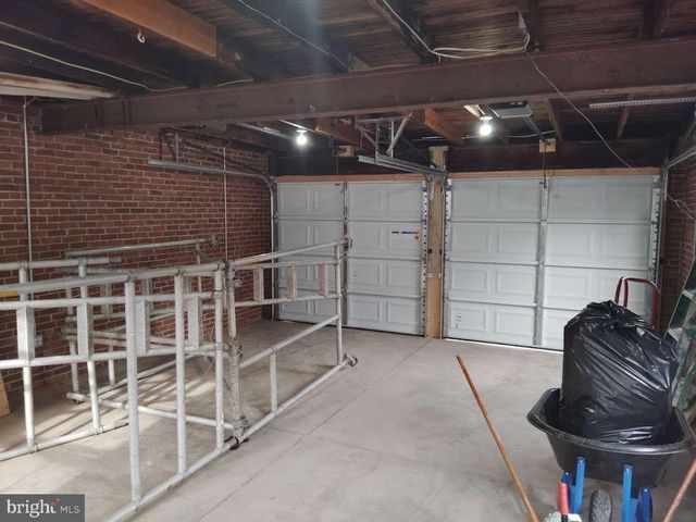 37 WALNUT ST, Pottstown, PA 19464