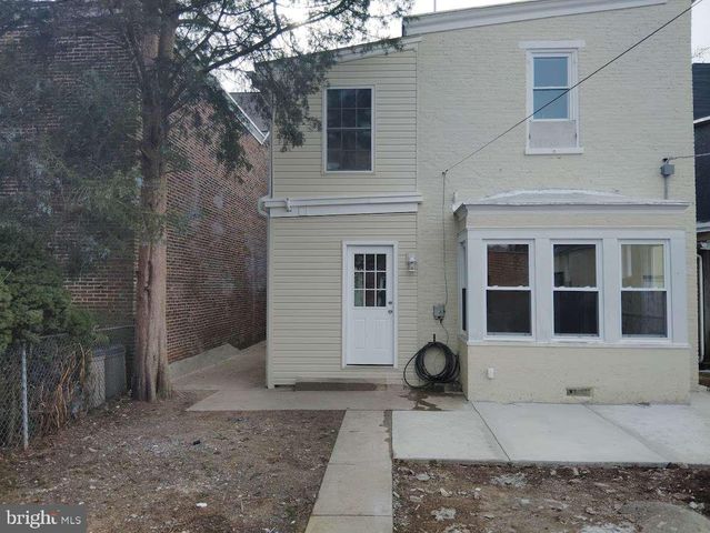 37 WALNUT ST, Pottstown, PA 19464