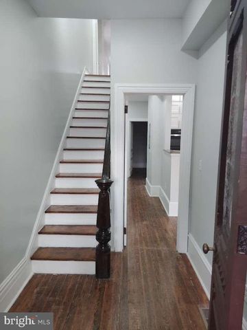 37 WALNUT ST, Pottstown, PA 19464