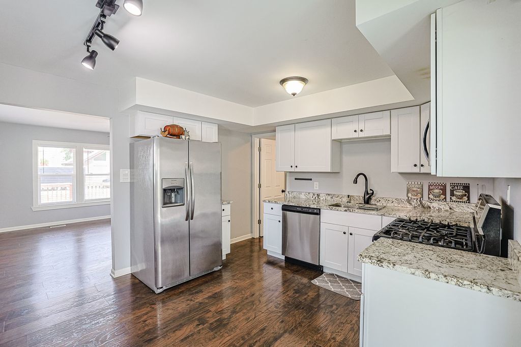 302 Freehauf Street, Lemont, IL 60439 — photo 3