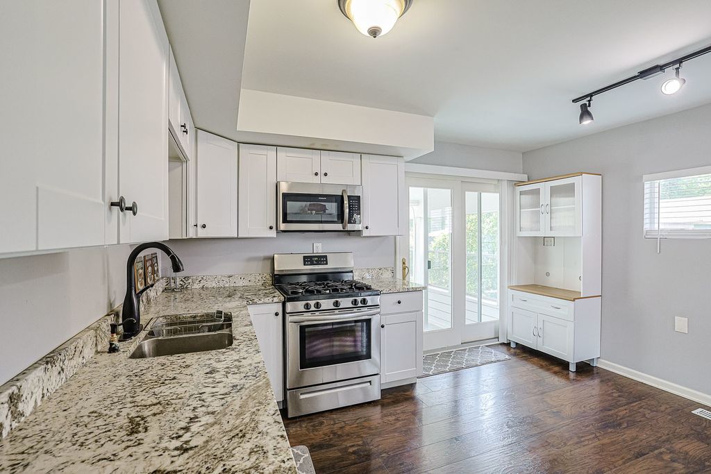 302 Freehauf Street, Lemont, IL 60439 — photo 4