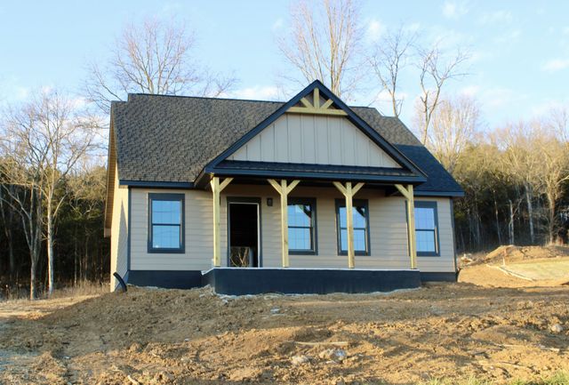 138 Alice Preston Loop, Gordonsville, TN 38563