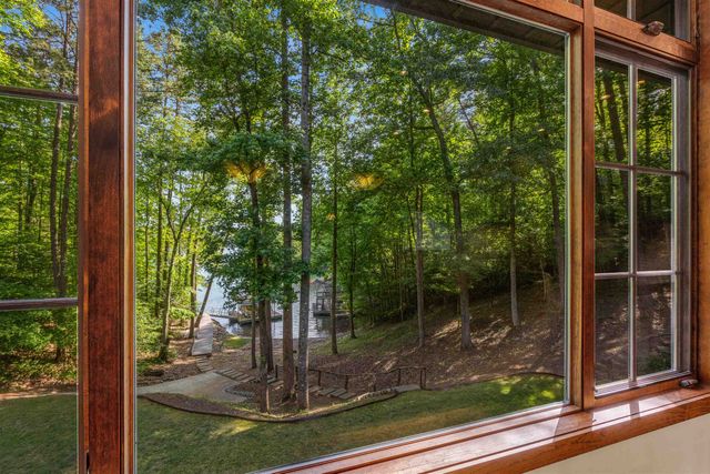 304 Trottingwolf Trail, Sunset, SC 29685