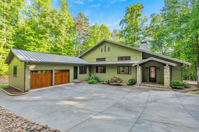 304 Trottingwolf Trail, Sunset, SC 29685