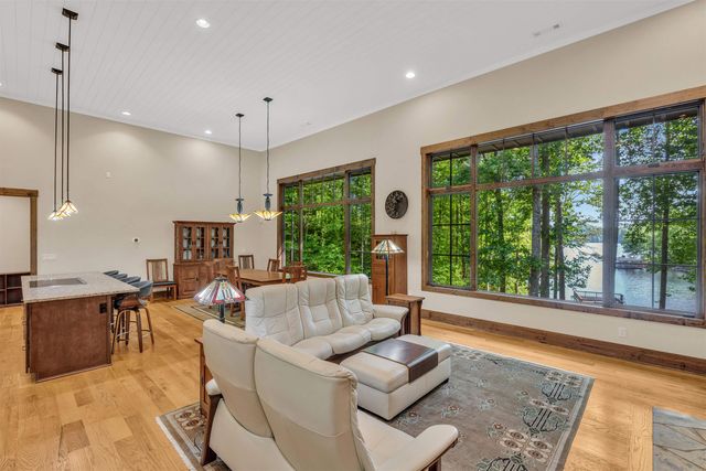304 Trottingwolf Trail, Sunset, SC 29685