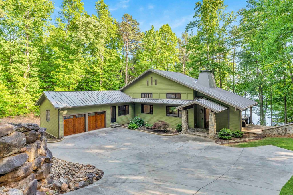 304 Trottingwolf Trail, Sunset, SC 29685