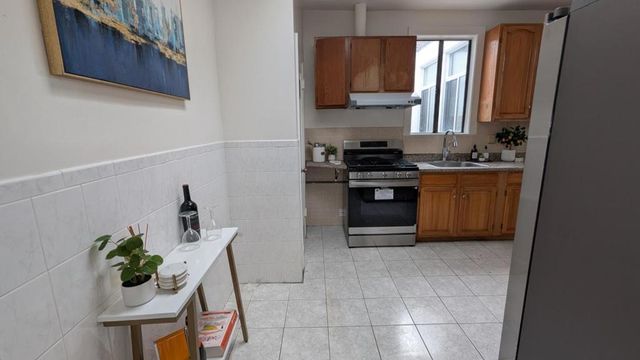 5465 Mission Street, San Francisco, CA 94112