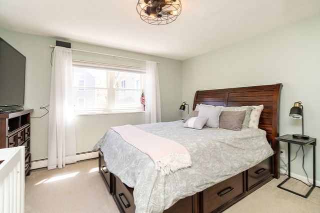 1075 Chestnut St 6, Newton, MA 02464