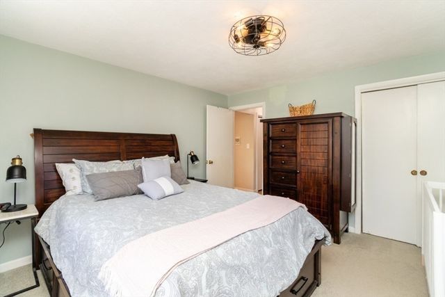 1075 Chestnut St 6, Newton, MA 02464