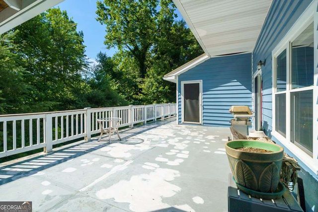 955 Lower Tails Creek Road, Ellijay, GA 30540