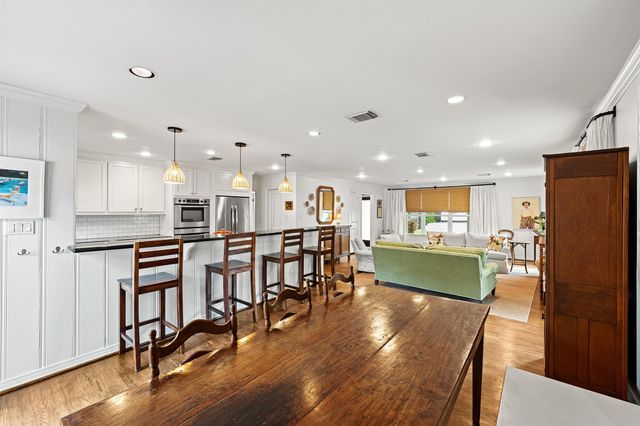 4014 Norfolk Street, Houston, TX 77027