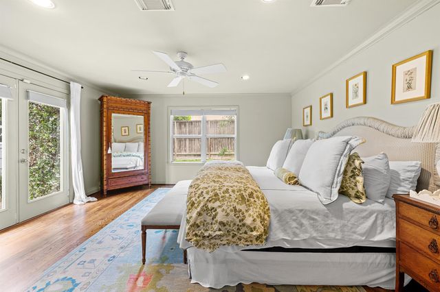4014 Norfolk Street, Houston, TX 77027